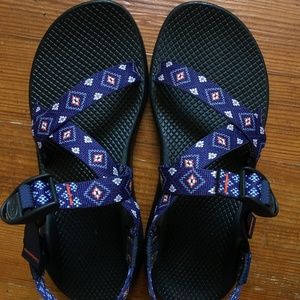 Brand New Womens Z1 Custom Chacos Size 9